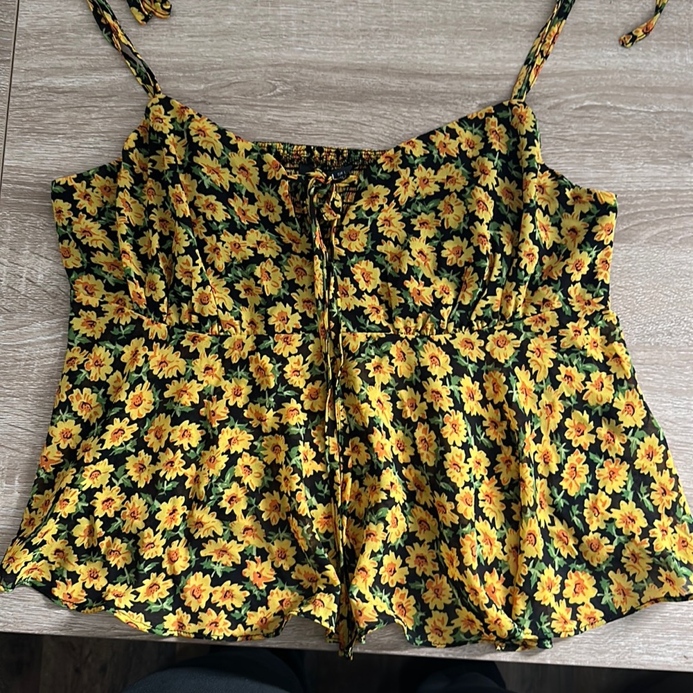 Crop top